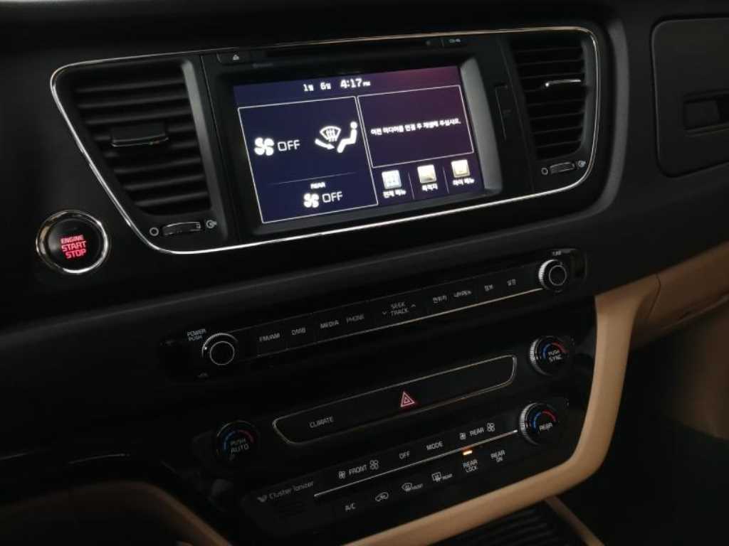 KIA Carnival 2016 Negro - Importación desde Corea - HF Imports Iquique - Foto 13