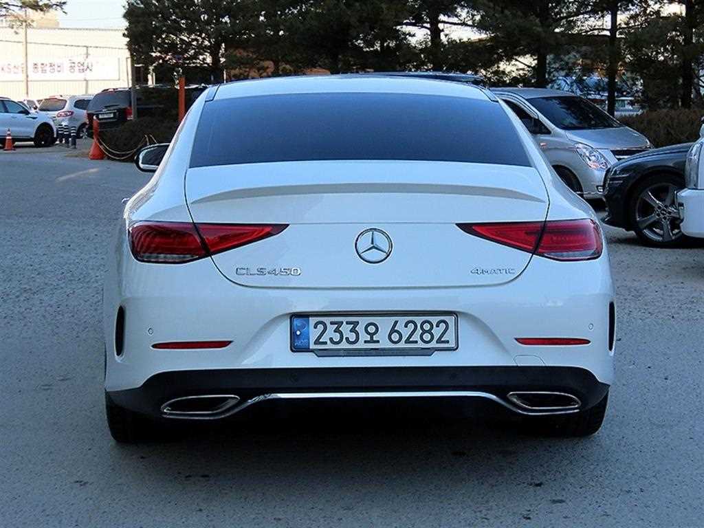 Mercedes Benz CLS Class - Vista 4