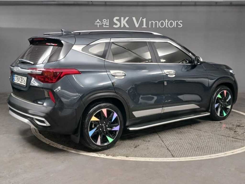 KIA Seltos - Vista 4