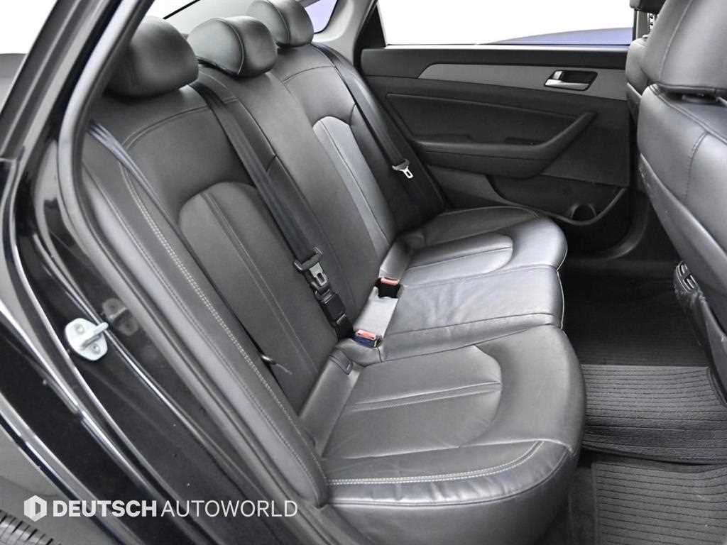 HYUNDAI Sonata - Vista 12