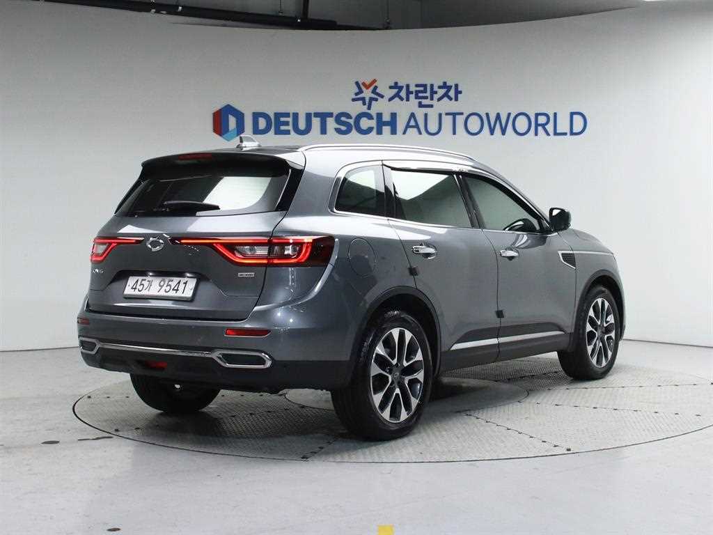 SAMSUNG QM6 - Vista 4