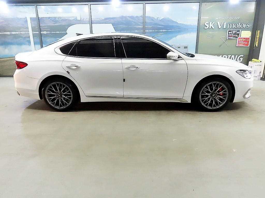 HYUNDAI Grandeur - Vista 4