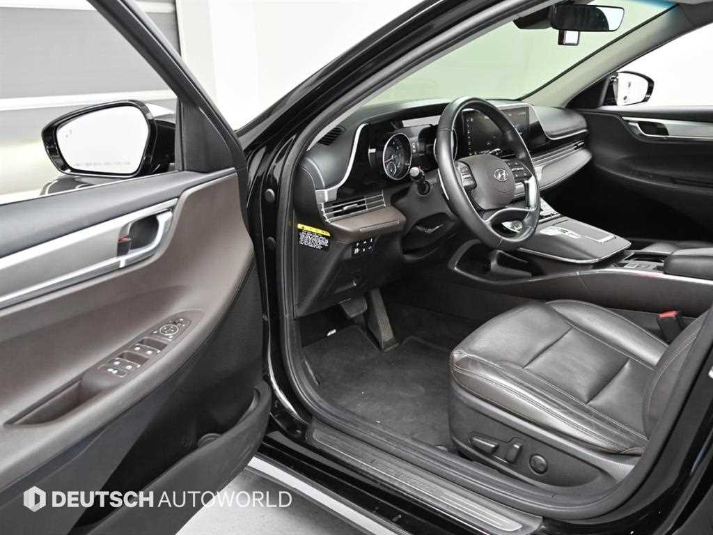 HYUNDAI Grandeur - Vista 11