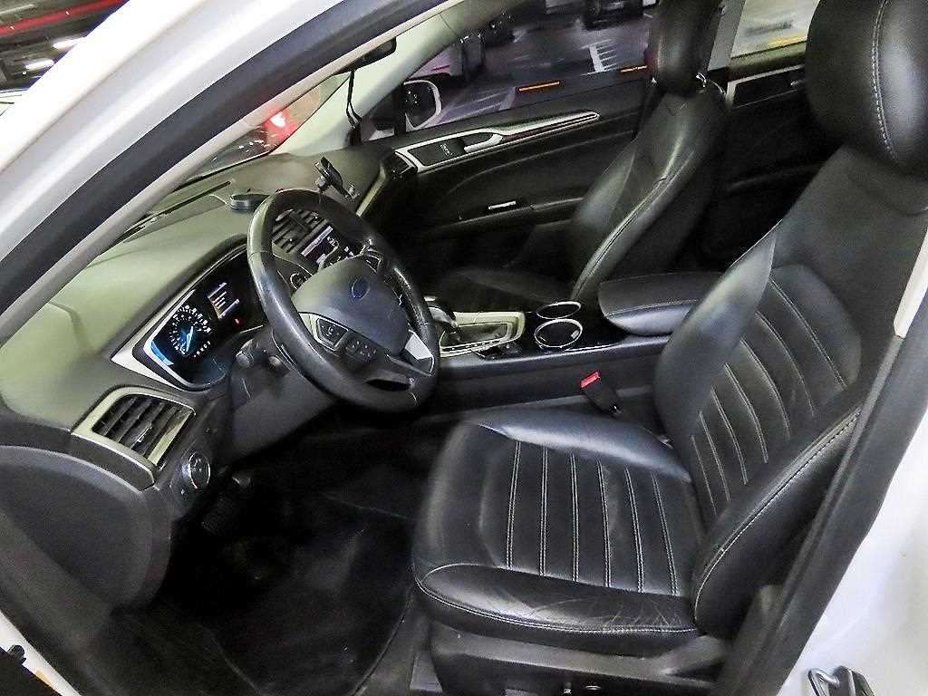 Ford Fusion - Vista 6