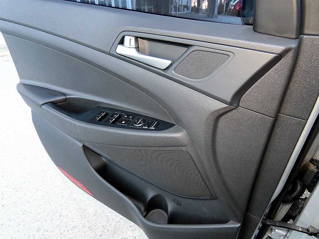 HYUNDAI Tucson - Vista 11