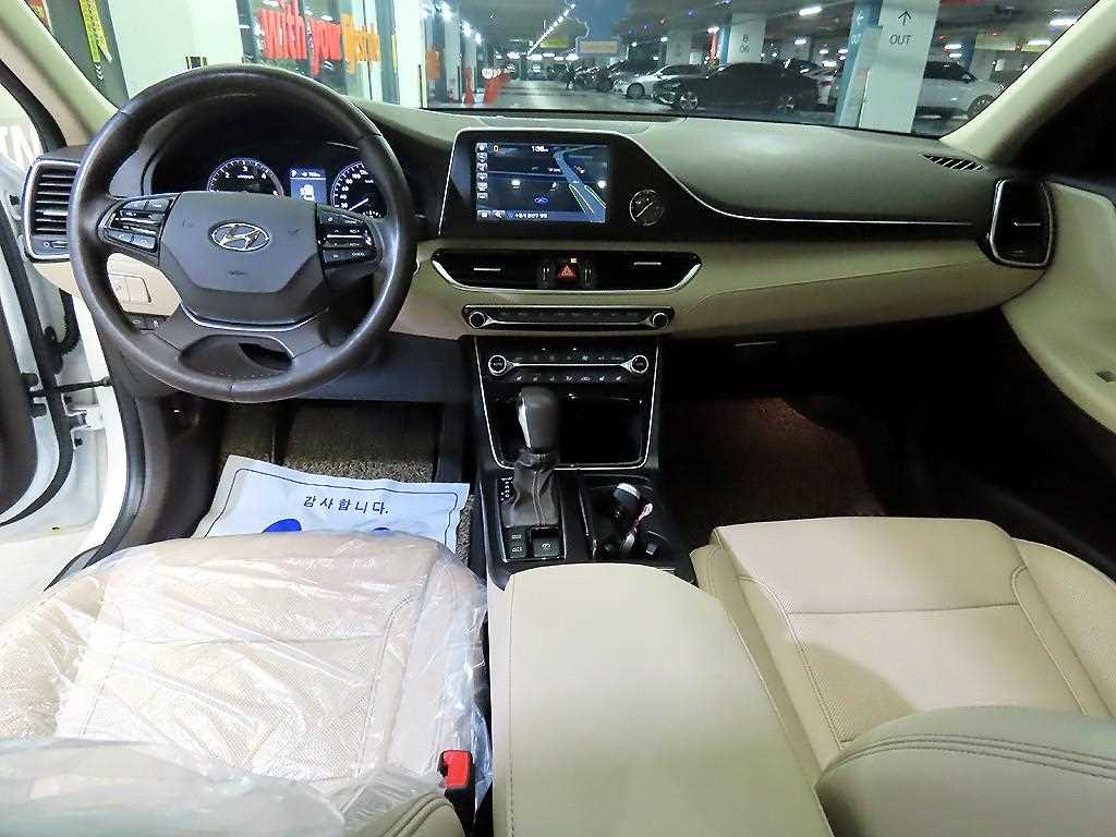 HYUNDAI Grandeur 2018 Blanco - Importación desde Corea - HF Imports Iquique - Foto 1