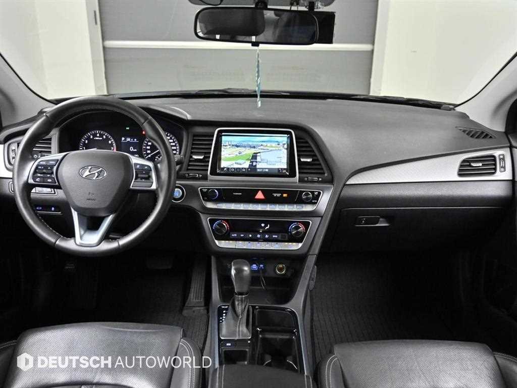 HYUNDAI Sonata - Vista 7