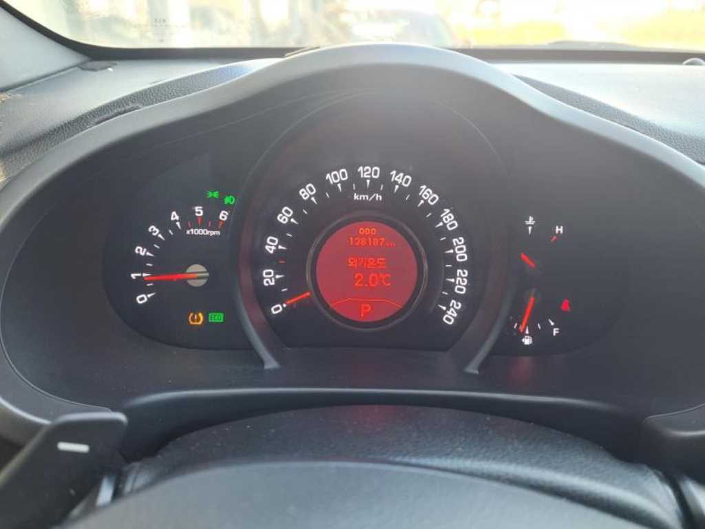 KIA Sportage - Vista 4