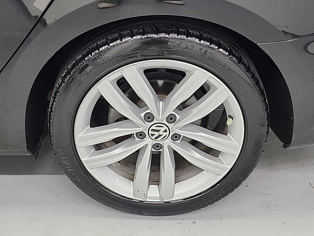 Volkswagen Passat 2015 Negro - Importación desde Corea - HF Imports Iquique - Foto 19