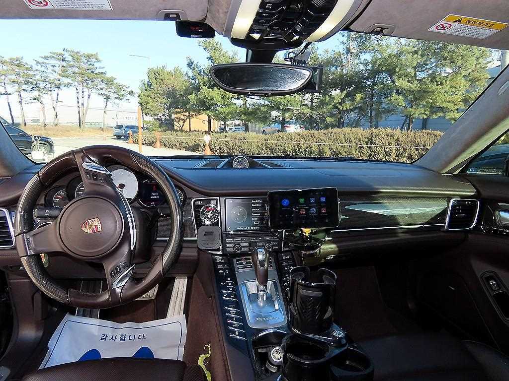 Porsche Panamera - Vista 7