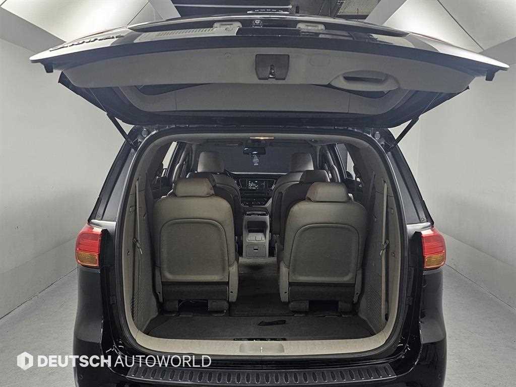 KIA Carnival 2015 Negro - Importación desde Corea - HF Imports Iquique - Foto 19