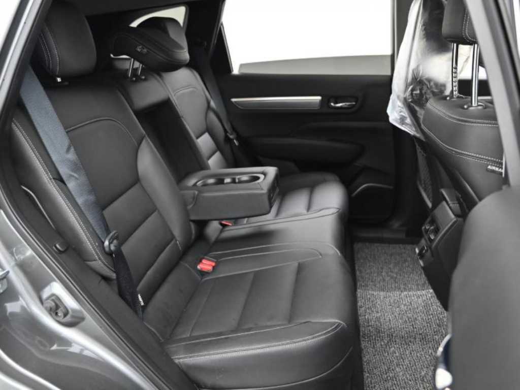 SAMSUNG QM6 - Vista 12