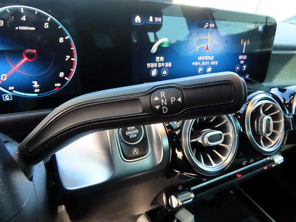 Mercedes Benz GLB Class - Vista 10