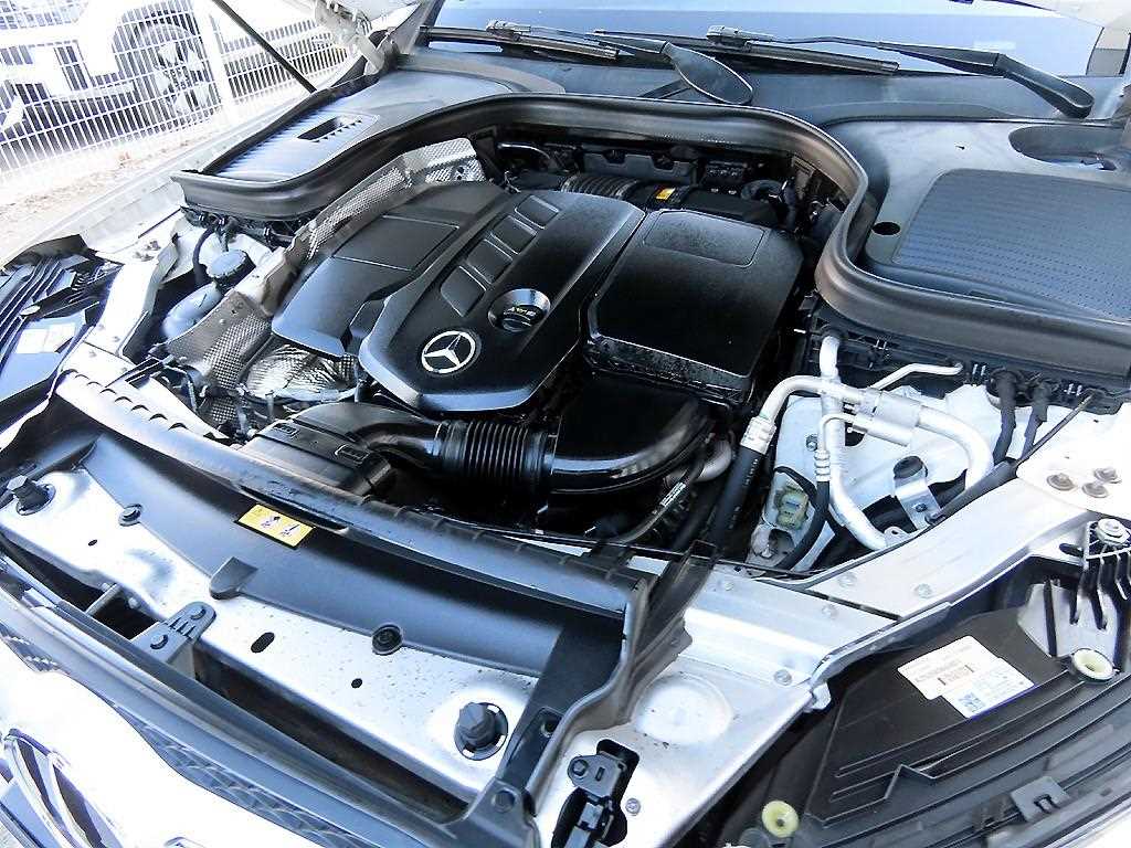 Mercedes Benz GLC Class 2021 Blanco - Importación desde Corea - HF Imports Iquique - Foto 19