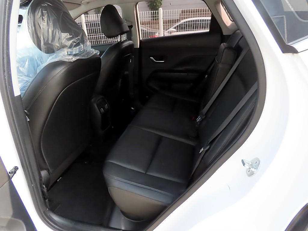 HYUNDAI Kona - Vista 6