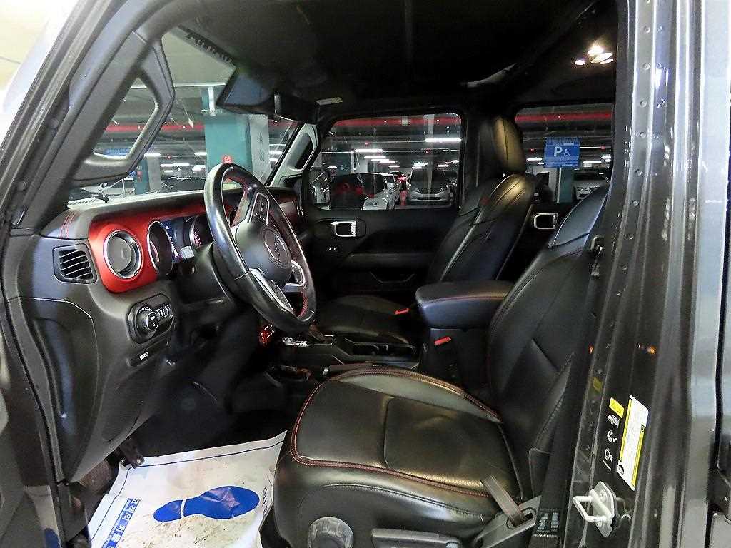 Jeep Gladiator - Vista 6