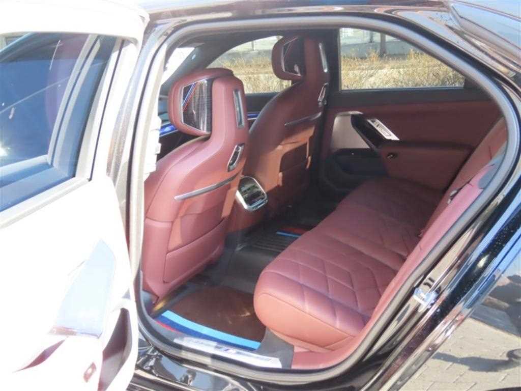 BMW 7 Series 2025 - Importación desde Corea - HF Imports Iquique - Foto 14