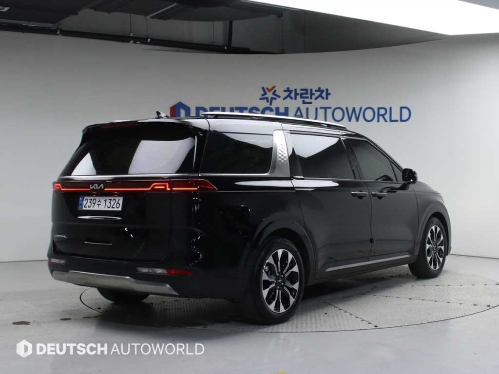 KIA Carnival - Vista 2