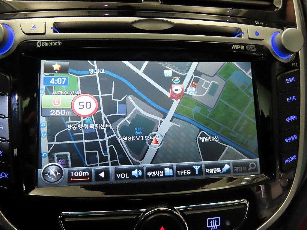 HYUNDAI Accent 2012 Blanco - Importación desde Corea - HF Imports Iquique - Foto 15