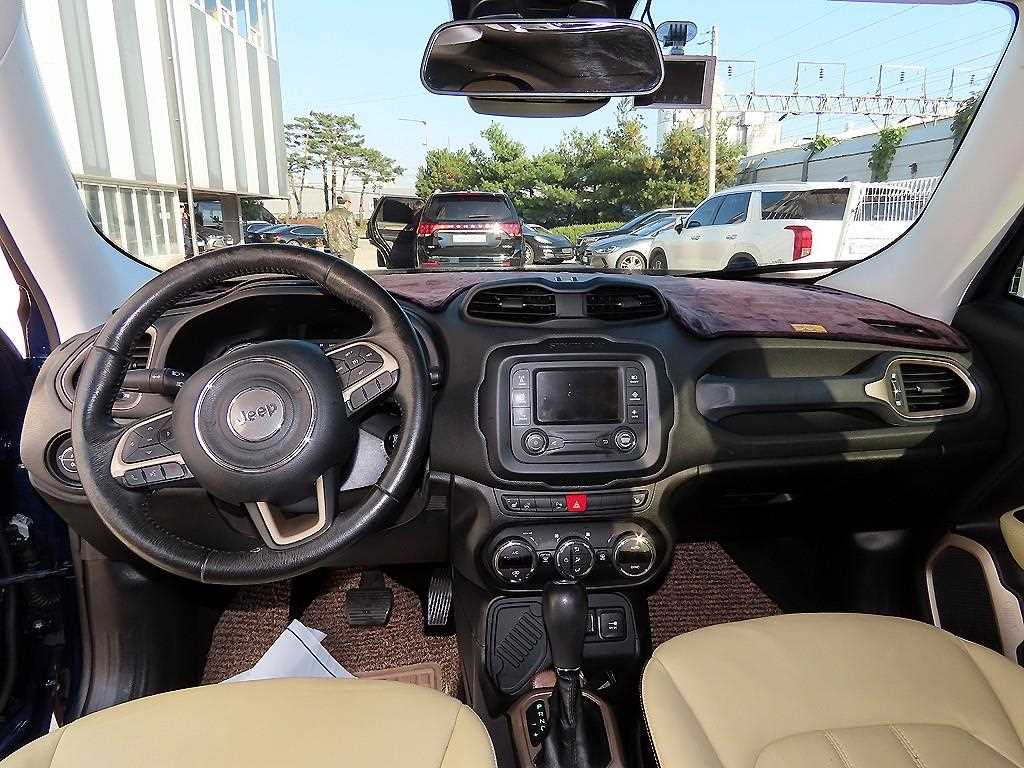 Jeep Renegade - Vista 7