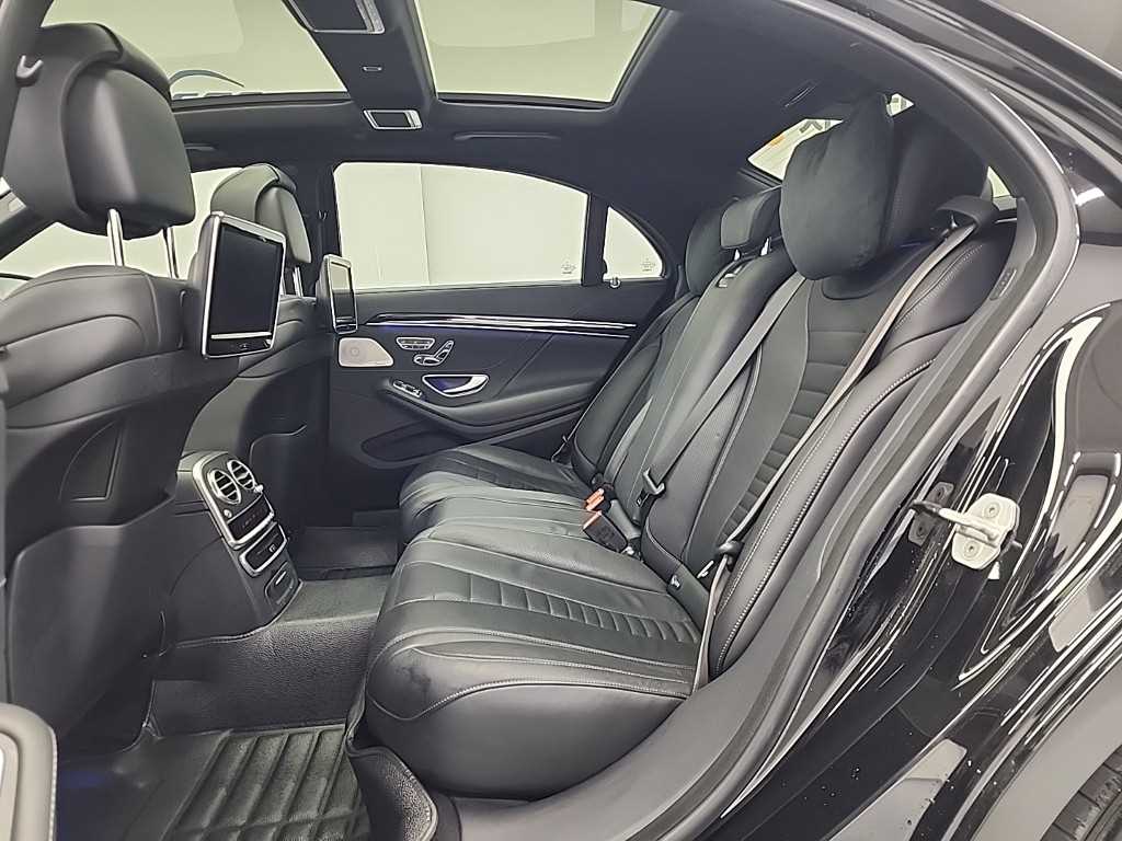 Mercedes Benz S Class - Vista 12