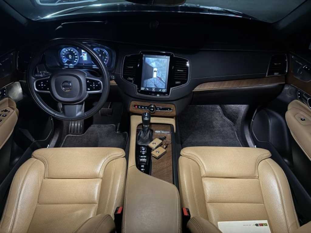 Volvo XC90 - Vista 4