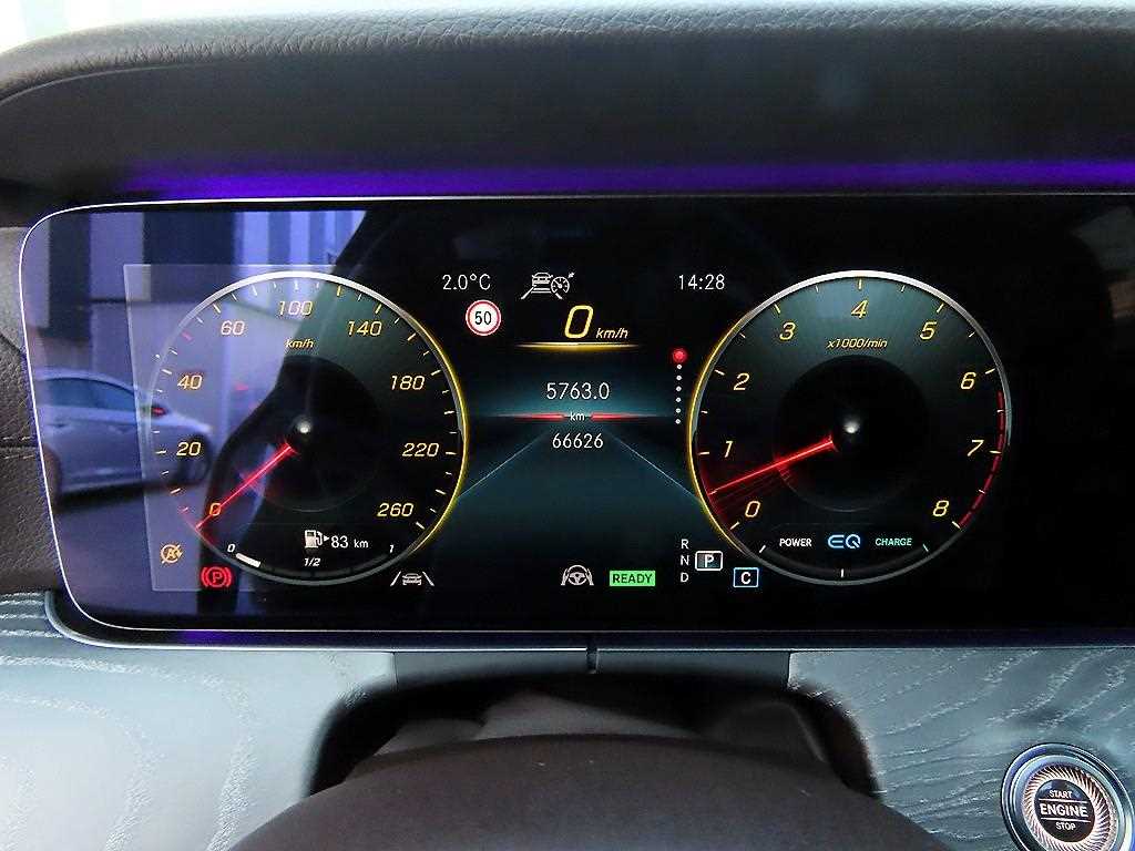 Mercedes Benz CLS Class - Vista 9