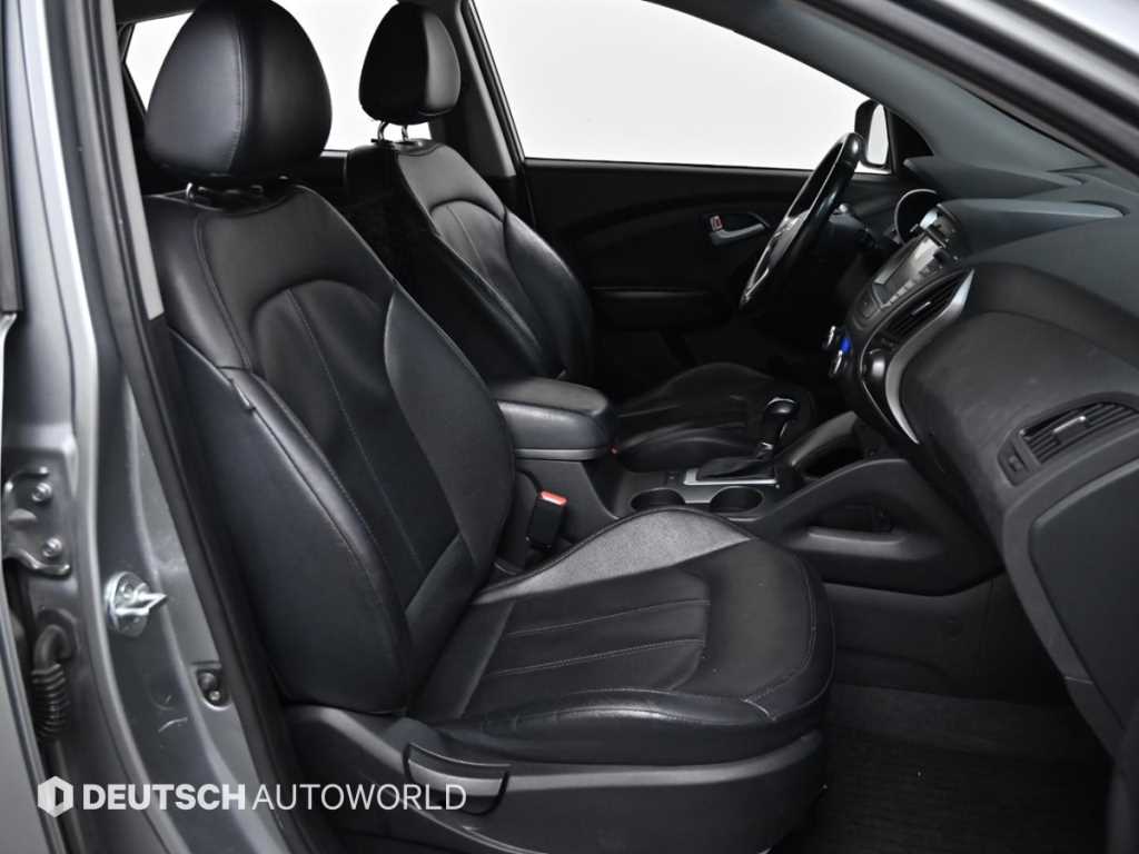 HYUNDAI Tucson - Vista 10