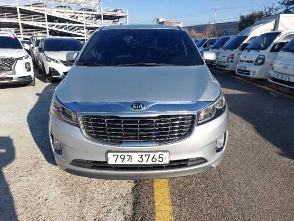KIA Carnival 2015 Gris - Importación desde Corea - HF Imports Iquique - Foto 1