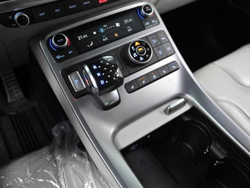 HYUNDAI Palisade - Vista 9