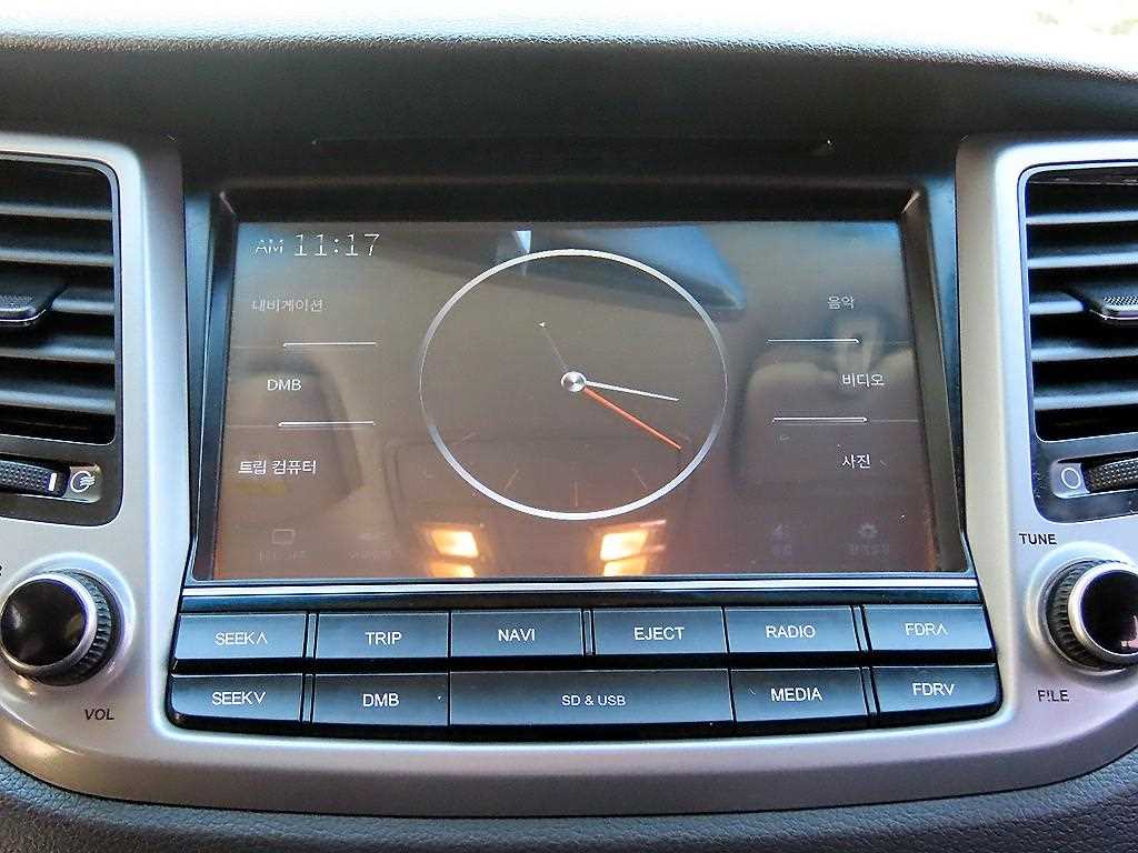 HYUNDAI Tucson 2017 Gris - Importación desde Corea - HF Imports Iquique - Foto 15