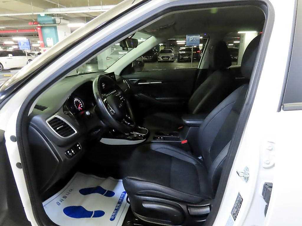 KIA Seltos - Vista 6