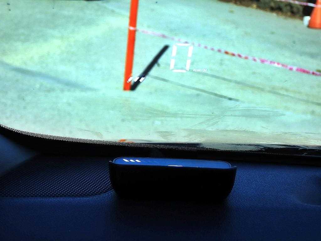 KIA Carnival - Vista 11