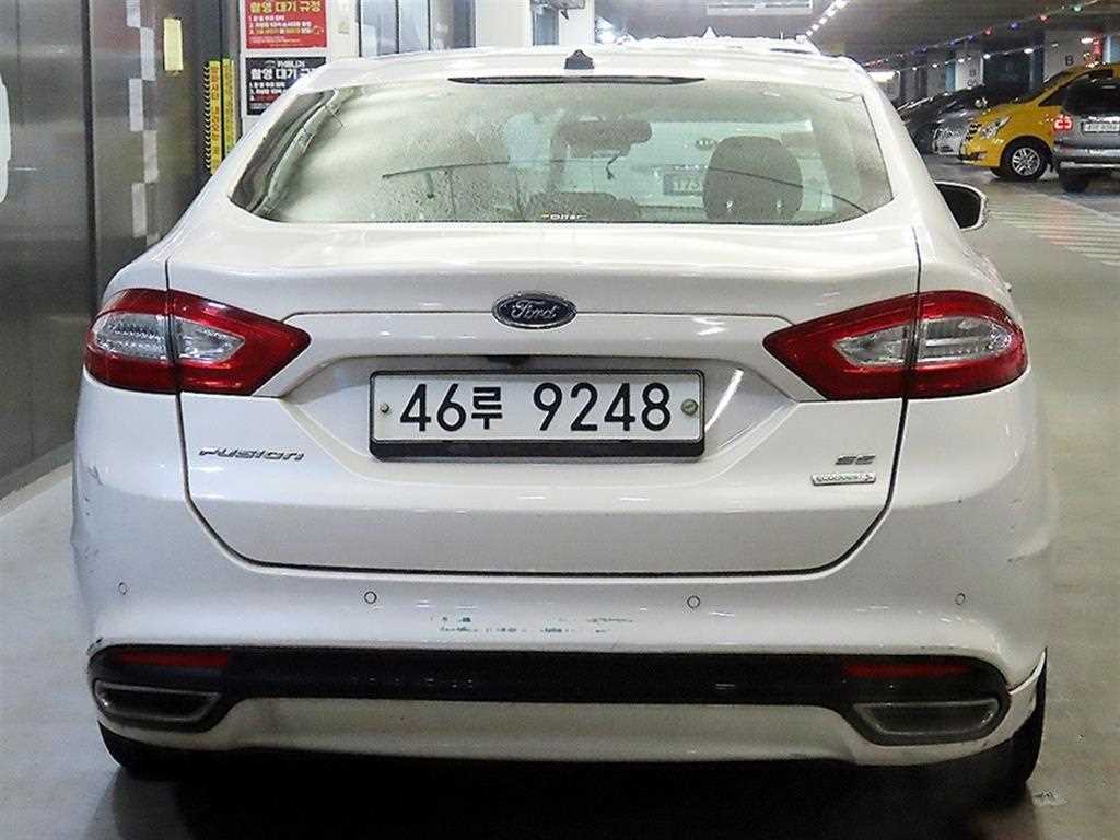 Ford Fusion - Vista 5