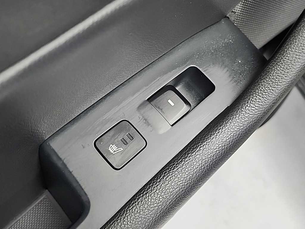 HYUNDAI Sonata - Vista 11