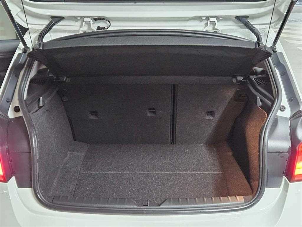 BMW 1 series 2017 Blanco - Importación desde Corea - HF Imports Iquique - Foto 18