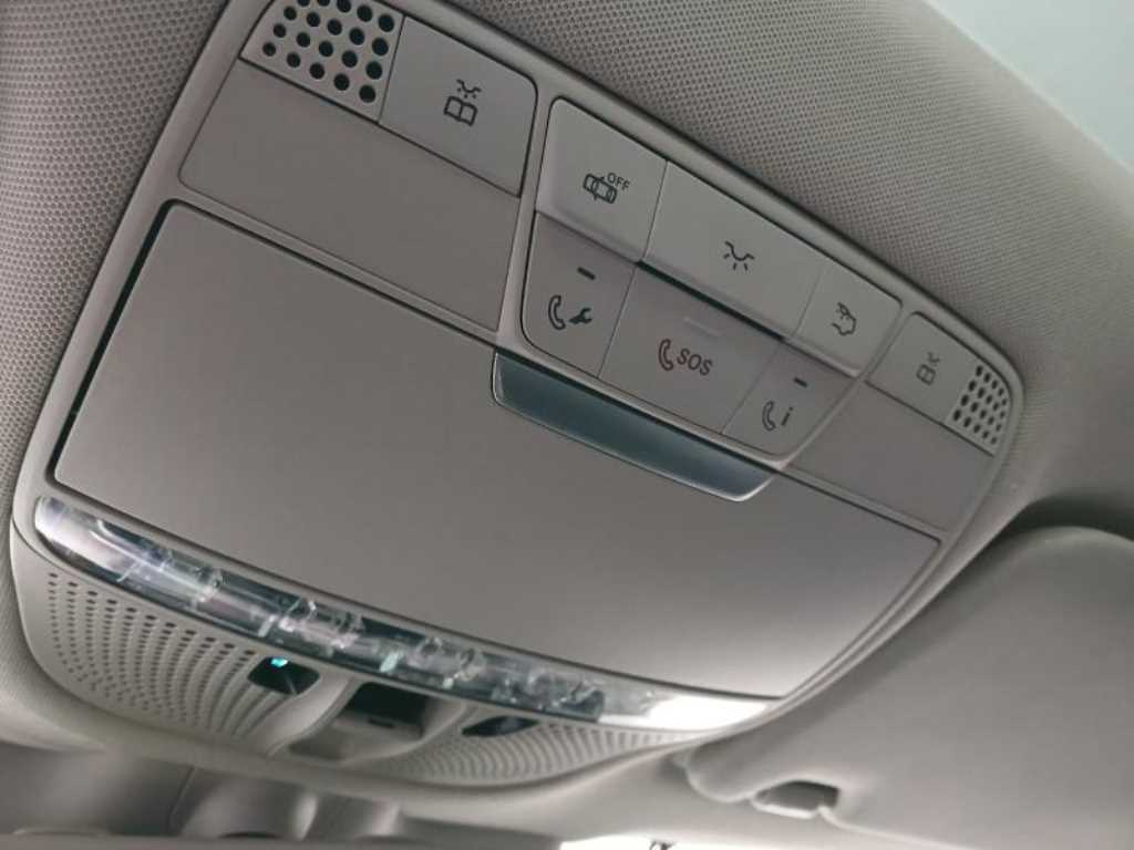 Mercedes Benz GLC Class 2019 Negro - Importación desde Corea - HF Imports Iquique - Foto 16