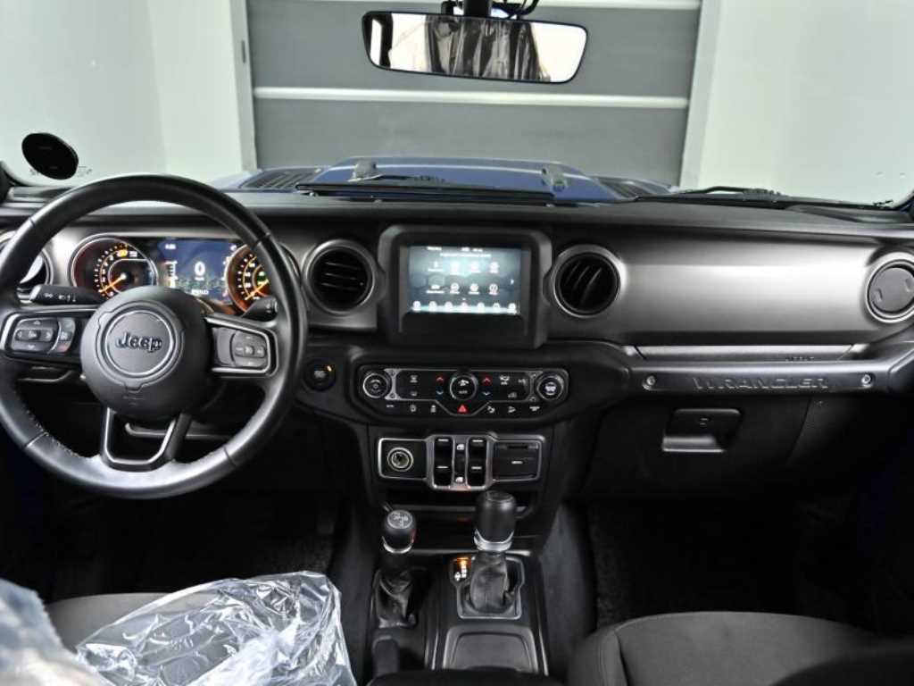 Jeep Wrangler - Vista 7