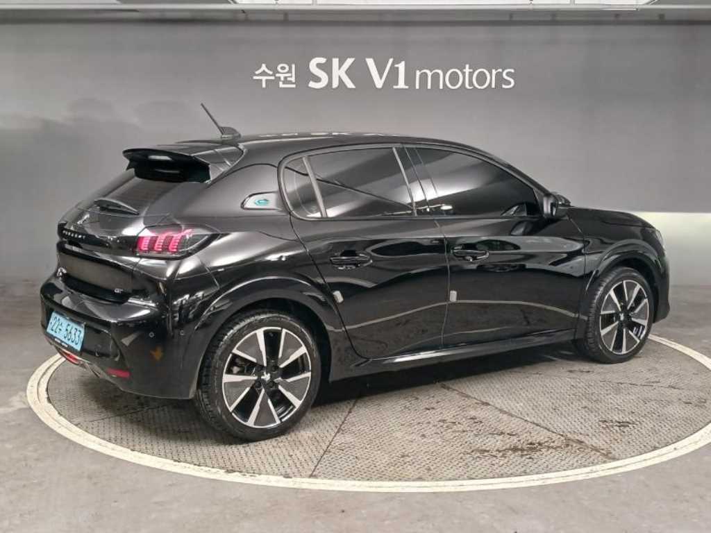 Peugeot 208 - Vista 4