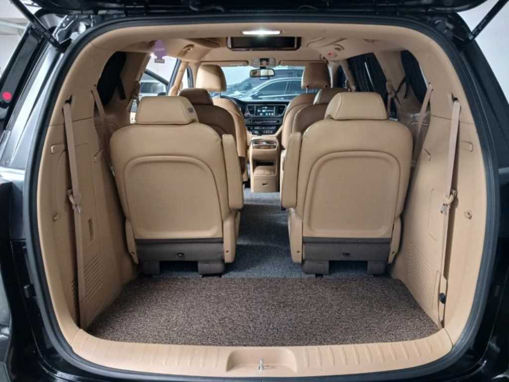 KIA Carnival 2016 Negro - Importación desde Corea - HF Imports Iquique - Foto 18