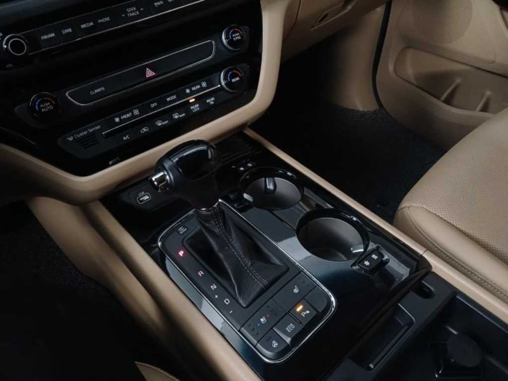 KIA Carnival 2016 Negro - Importación desde Corea - HF Imports Iquique - Foto 15