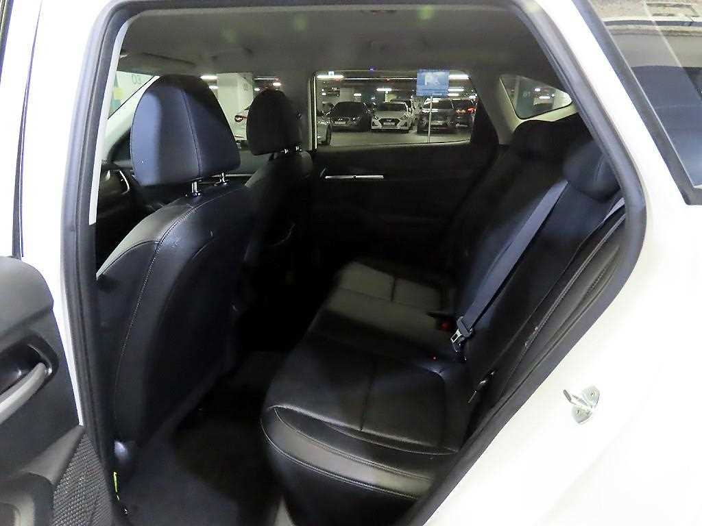 KIA Seltos - Vista 7