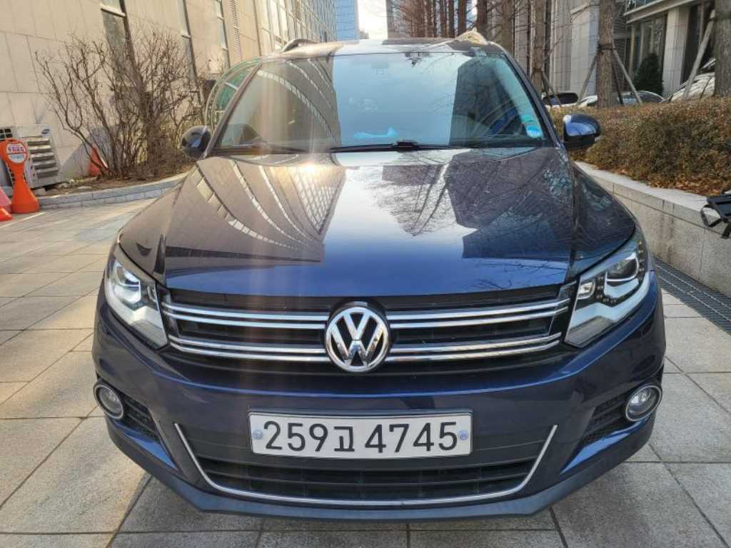 Volkswagen Tiguan 2014 Azul - Importación desde Corea - HF Imports Iquique - Foto 1