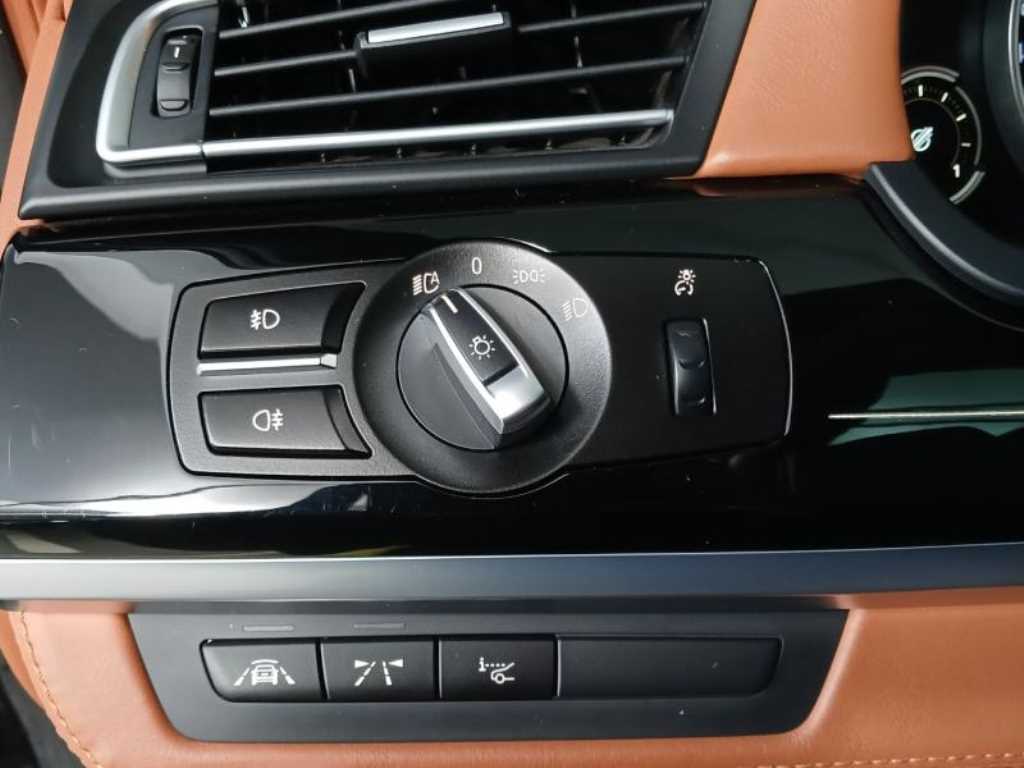 BMW 7 Series - Vista 10