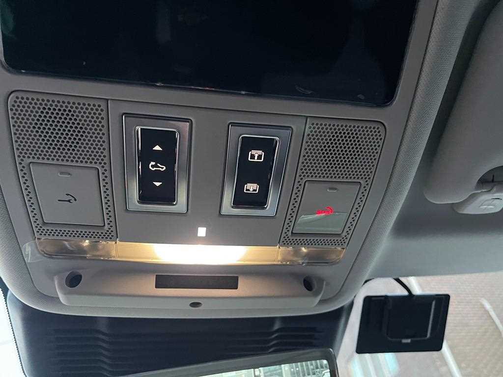 Land Rover Range Rover Bike 2025 Negro - Importación desde Corea - HF Imports Iquique - Foto 15