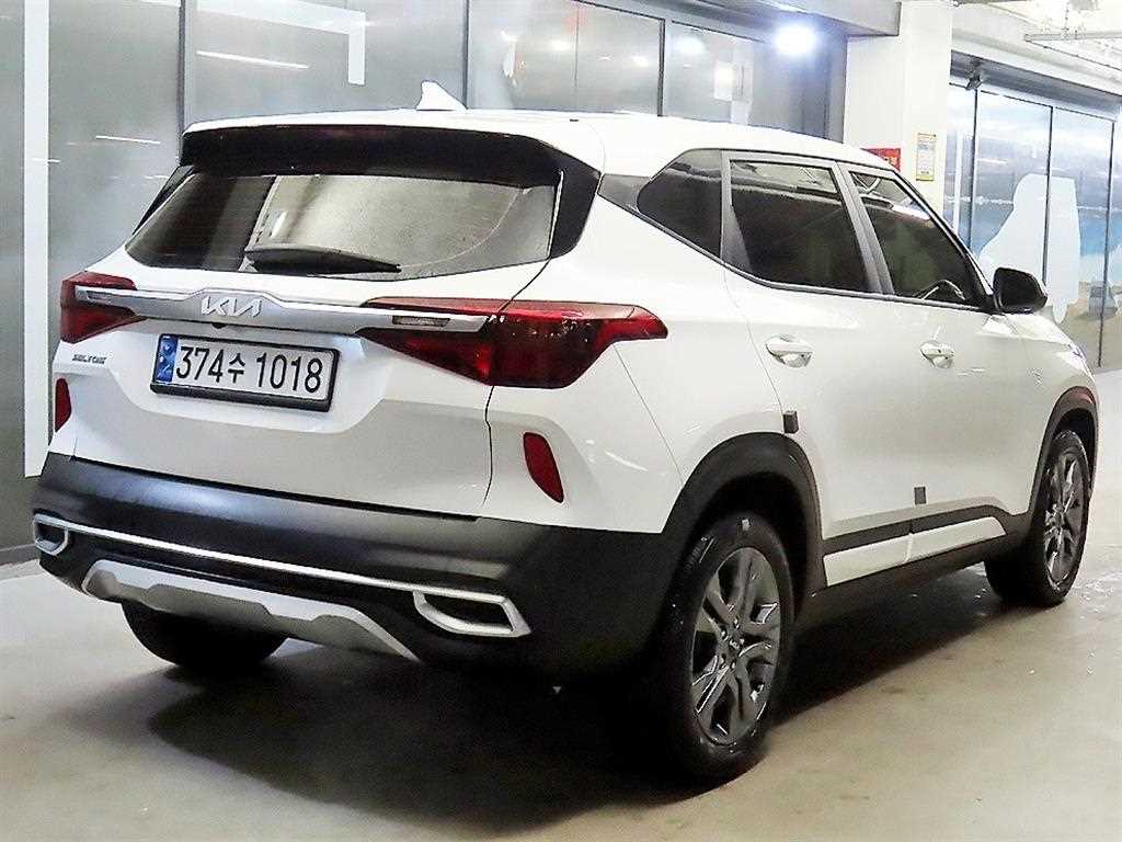 KIA Seltos - Vista 4