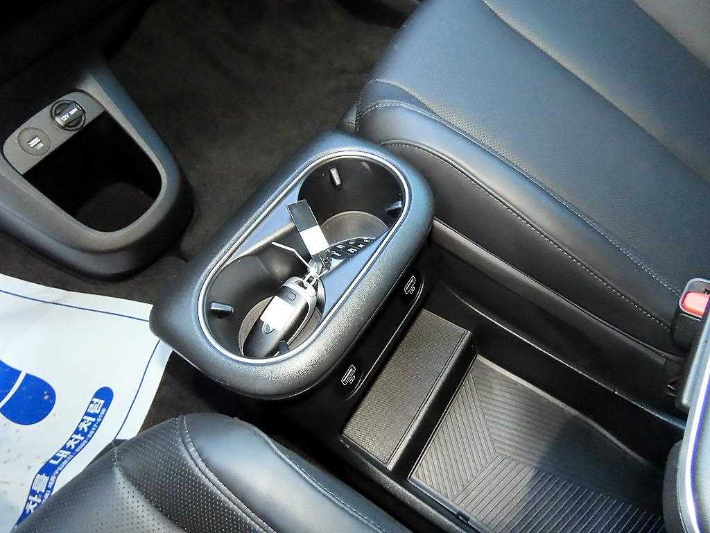 HYUNDAI Ioniq 5 - Vista 11