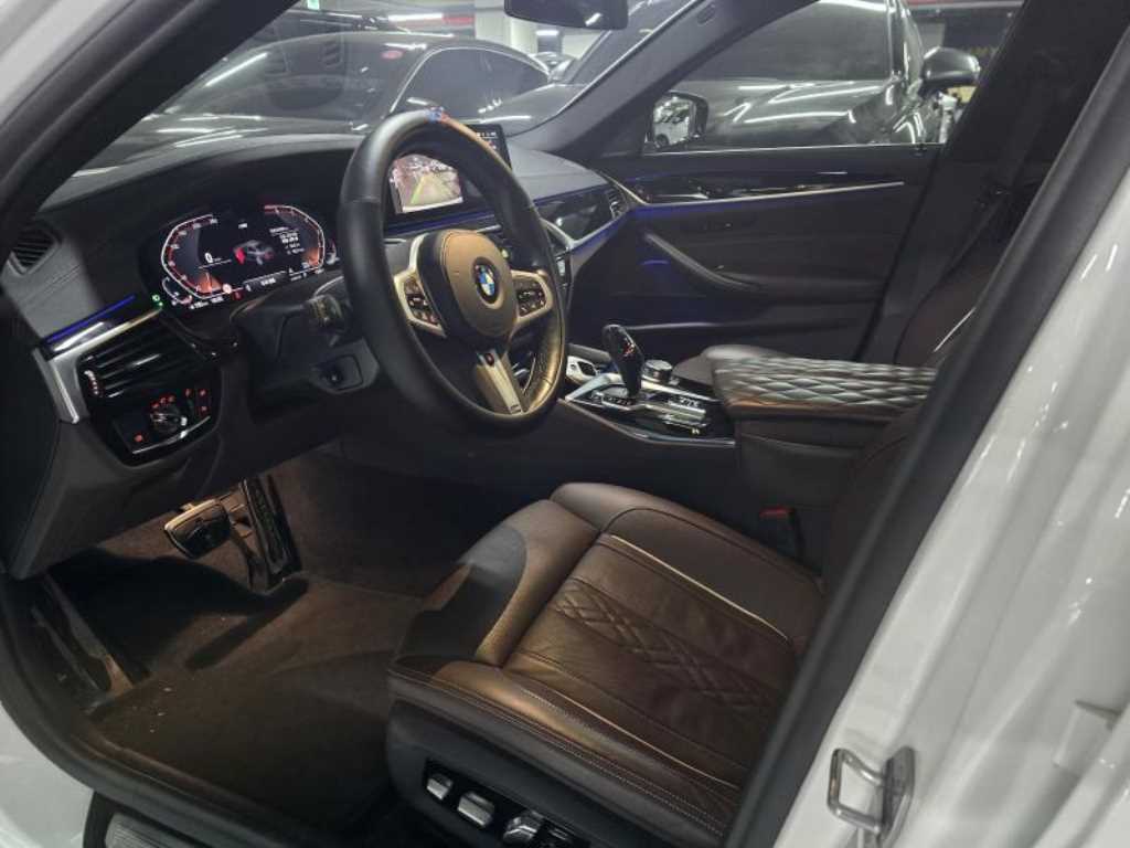 BMW 5 Series - Vista 7