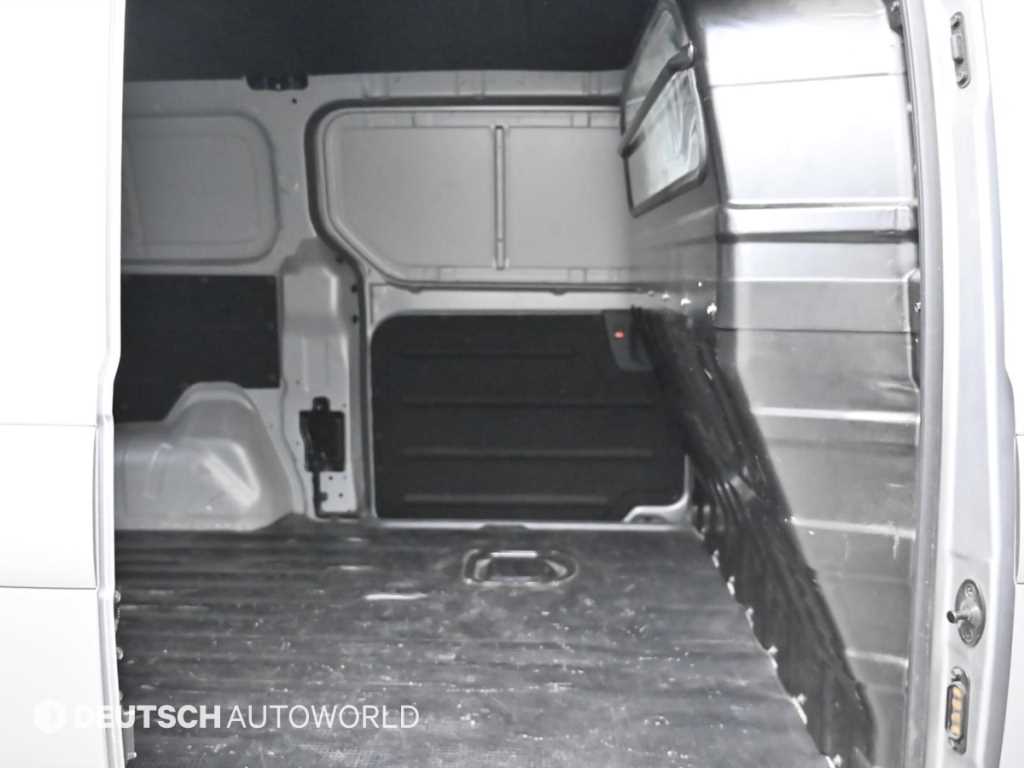 HYUNDAI Starex - Vista 12