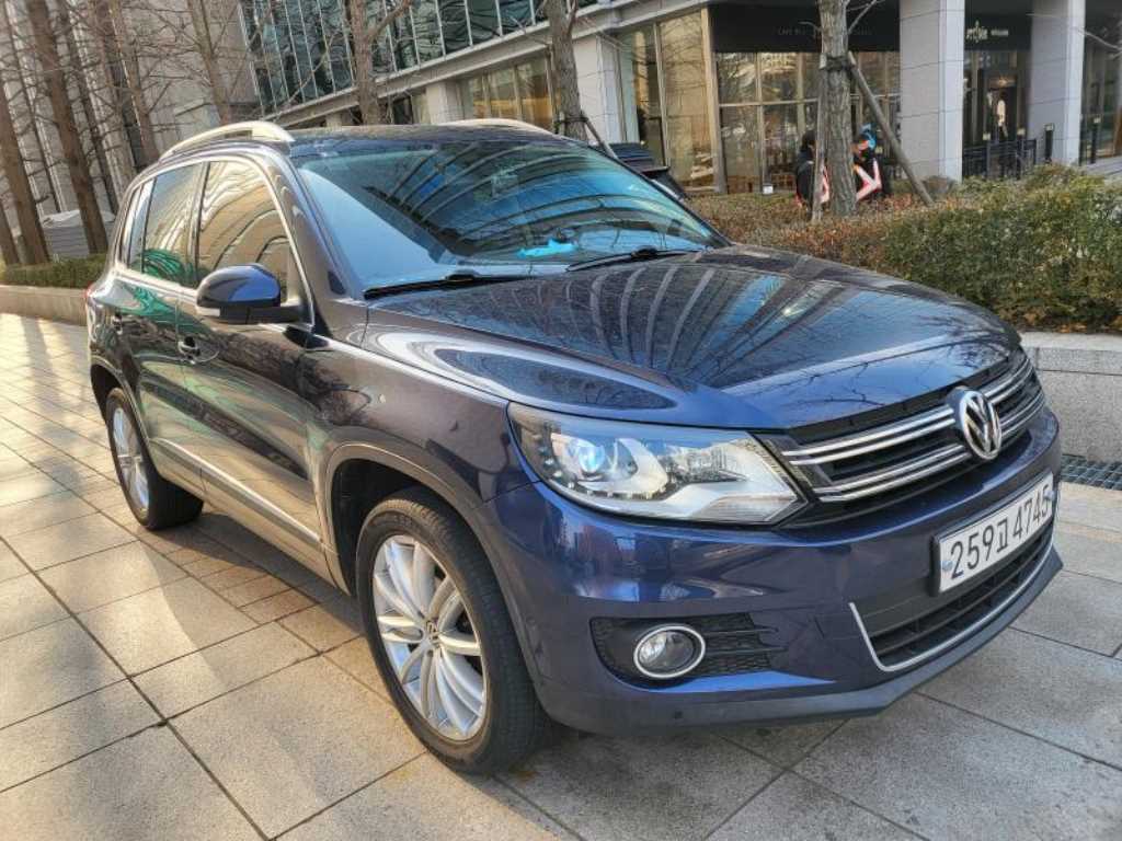 Volkswagen Tiguan - Vista 2